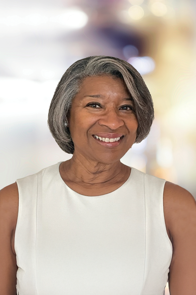 Portrait of Rhonda O'Guinn, REALTOR® | ABR® | CNE | NRLUX.